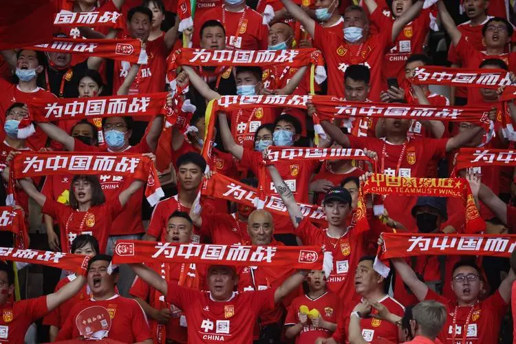 足球说明文200 足球说明文200